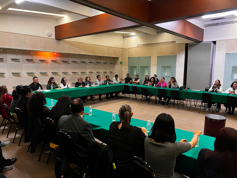 05 reconocimientos mesa autoridades 02