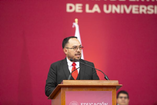 ceremonia-2023-1-5B1A37BB4-3C19-E0F1-8D4B-A12C6D665466.jpg